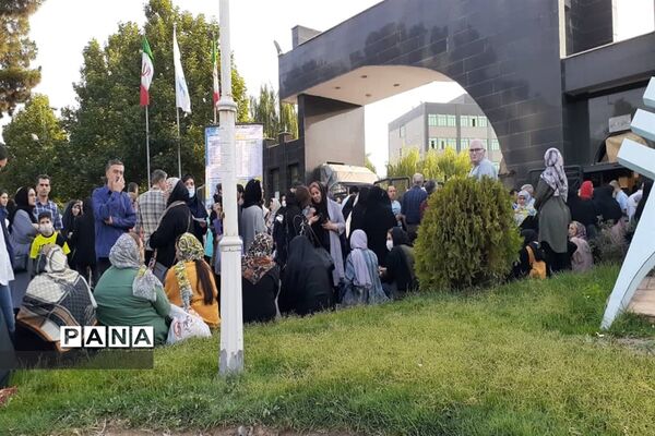 دومین  روز از کنکور  سراسری ۱۴۰۱ در البرز