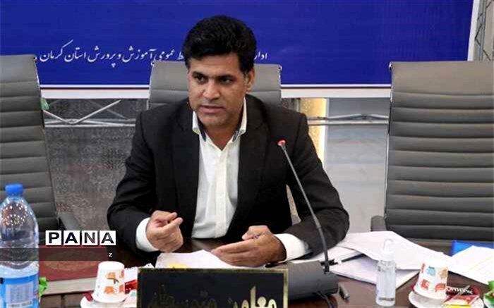 هدایت تحصیلی دانش‌آموزان باید توأم با آگاهی و آزادی عمل باشد