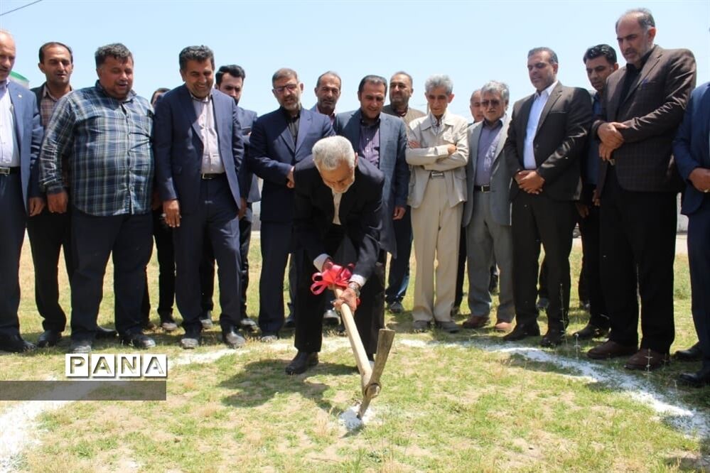 آیین کلنگ‌زنی دبستان شهید معصومی