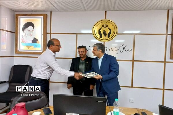 تجلیل از مدیران مدارس همدل استان بوشهر