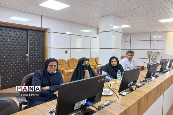 تجلیل از مدیران مدارس همدل استان بوشهر