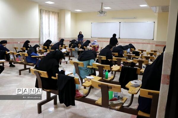 رقابت دانش‌آموزان در کنکور رشته تجربی-2