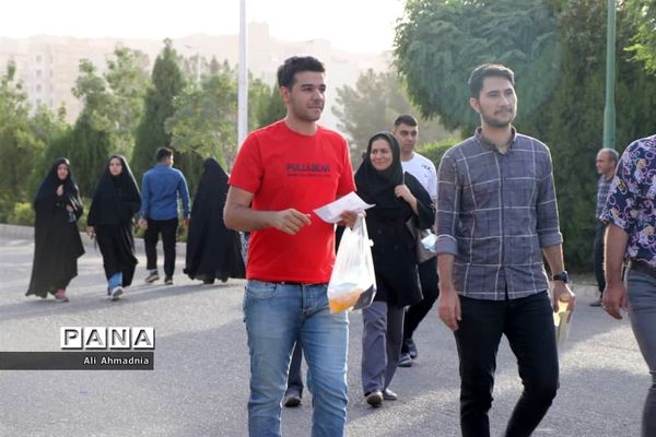 رقابت دانش‌آموزان در کنکور رشته تجربی-2