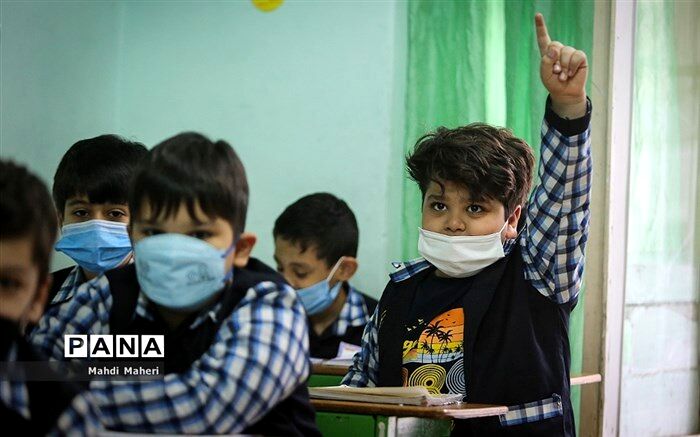 مدرسه به کل جامعه، تحرک و امید به زندگی می‌دهد