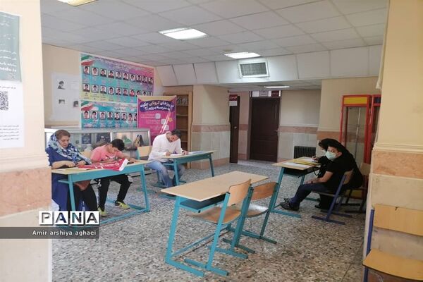 روند ثبت‌نام دانش‌آموزان تازه‌وارد متوسطه اول در مدارس منطقه ۱۳