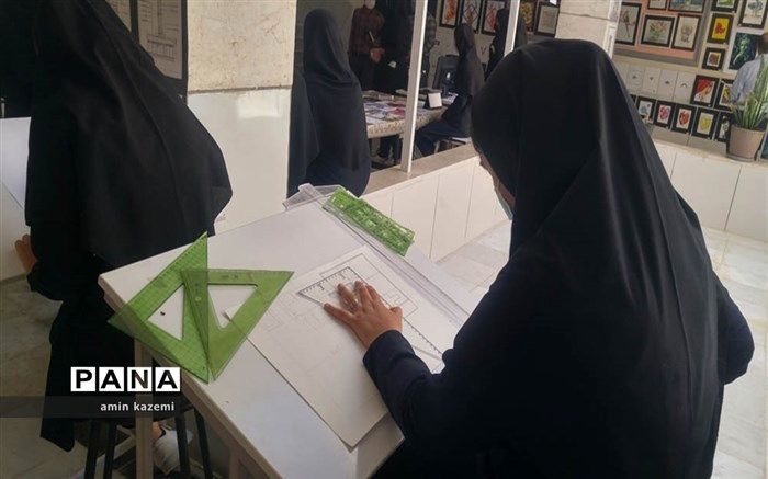 آشنایی دانش‌آموزان با قوانین مالیات و چک مانع آسیب‌های اجتماعی جدی در آینده می‌شود