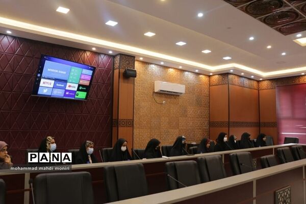 نشست اعضای سمن جوانان شهرستان دیر با مشاور جوان استاندار بوشهر