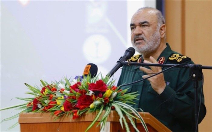سرلشکر سلامی: تلاش دشمن برای انزوای سیاسی ایران شکست خورده است