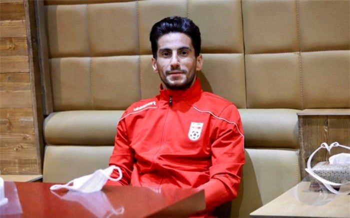 شیری در فولاد ماند