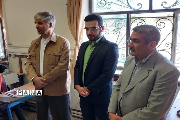 بازدیدمعاون ‌فعالیت‌های دانش‌آموزی سازمان دانش‌آموزی کشور از برنامه‌های تابستانی استان زنجان