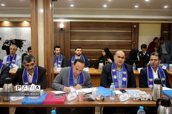 نشست صمیمانه مدیران سازمان دانش‌آموزی سراسر کشور-1