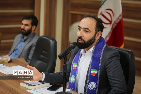 نشست صمیمانه مدیران سازمان دانش‌آموزی سراسر کشور-1