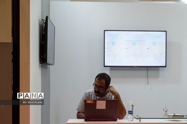 افتتاحیه نمایشگاه شهر هوشمند با حضور وزیر کشور