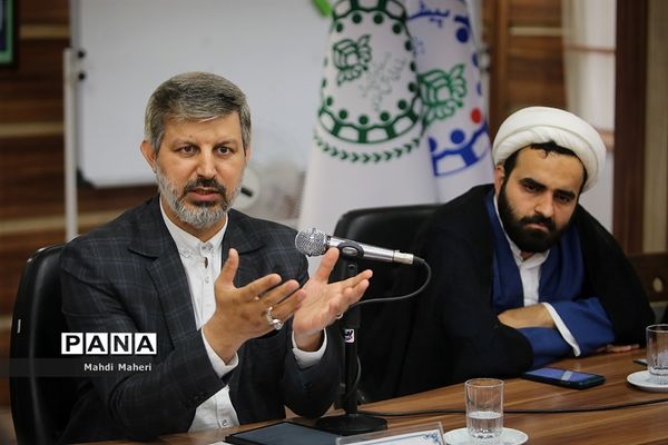 نشست صمیمانه مدیران سازمان دانش‌آموزی سراسر کشور-2