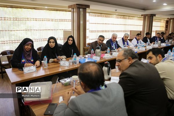 نشست صمیمانه مدیران سازمان دانش‌آموزی سراسر کشور-2