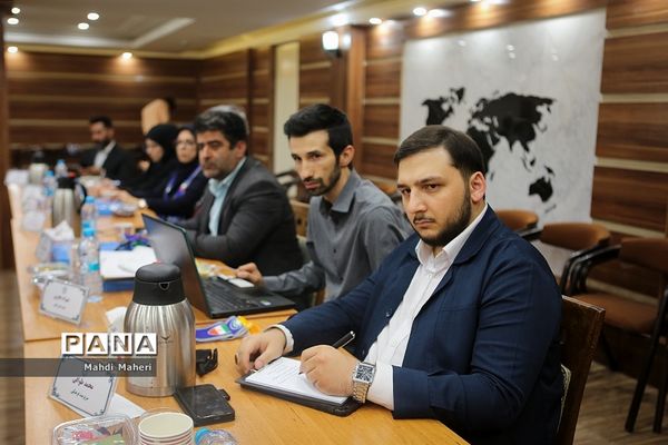 نشست صمیمانه مدیران سازمان دانش‌آموزی سراسر کشور-2