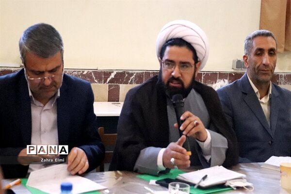 جلسه هماهنگی برنامه‌های کمیته دانش‌آموزی و فرهنگیان عید غدیر