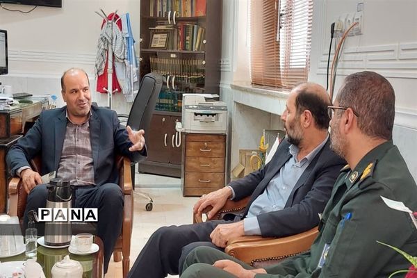 سفر مدیرکل بنیاد شهید استان اصفهان به نائین