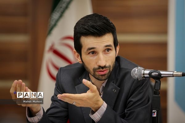 دومین روز نشست صمیمانه مدیران سازمان دانش‌آموزی سراسر کشور