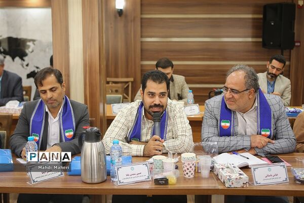 دومین روز نشست صمیمانه مدیران سازمان دانش‌آموزی سراسر کشور