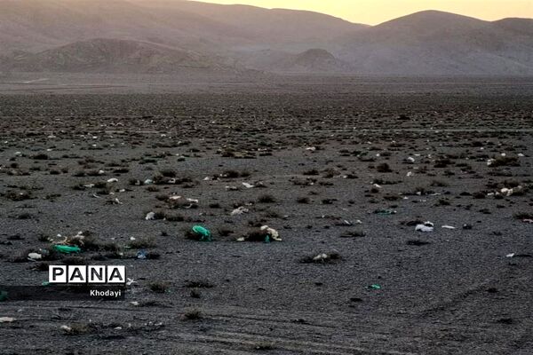همایش دوستی با طبیعت به مناسبت هفته مبارزه با مواد مخدر در نجف آباد