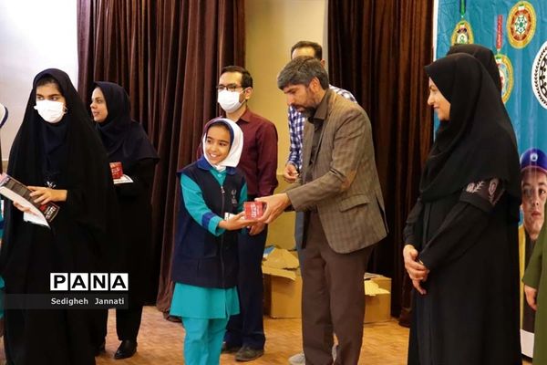 تقدیر از برگزیدگان جشنواره نوجوان سالم در آباده