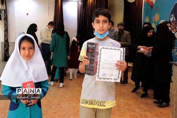 تقدیر از برگزیدگان جشنواره نوجوان سالم در آباده