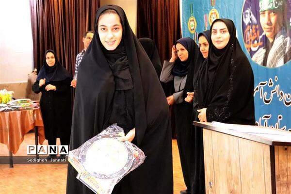 تقدیر از برگزیدگان جشنواره نوجوان سالم در آباده