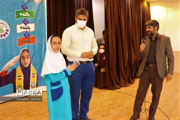 تقدیر از برگزیدگان جشنواره نوجوان سالم در آباده