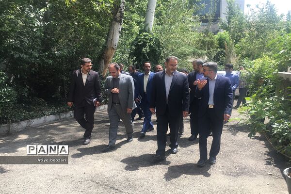 افتتاح نگارخانه کوشا در کانون فرهنگی و تربیتی شهید مفتح تهران