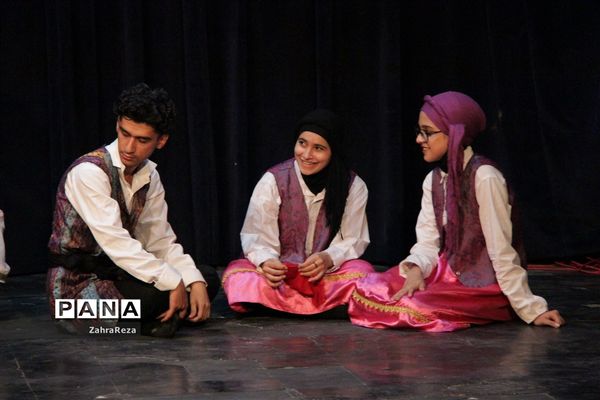 اجرای نمایش «امیر ارسلان نامدار»