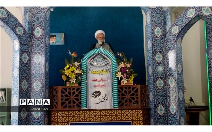 تامین برق چاه‌های کشاورزی باید با انرژی خورشیدی باشد