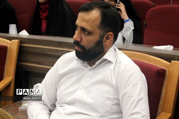کارگاه حضوری آموزش خبرنگاری پانا ویژه دختران دانش‌آموز استان قم