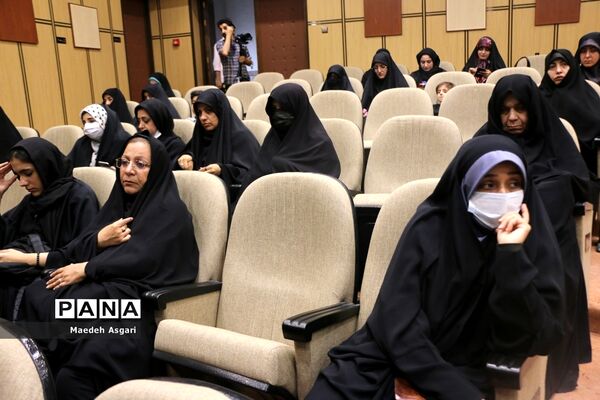 اختتامیه جشنواره ملی فیلمنامه‌نویسی شهادت قلم در قم