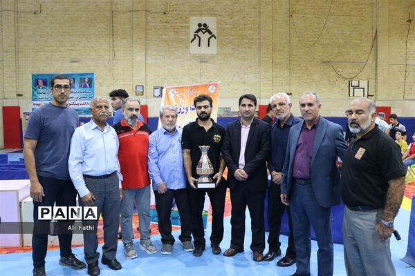 مسابقات لیگ کشتی آزاد دانش‌آموزی استان خوزستان در امیدیه