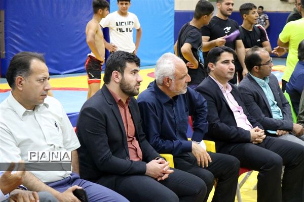 مسابقات لیگ کشتی آزاد دانش‌آموزی استان خوزستان در امیدیه