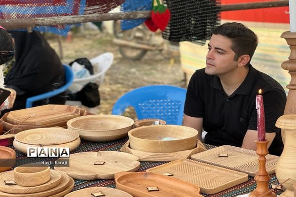 سومین جشنواره گل‌های نیلوفر آبی در مازندران