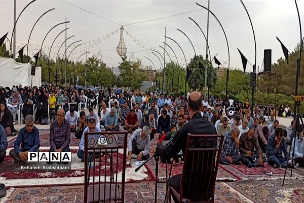 طنین دلنواز عرفه در آباده