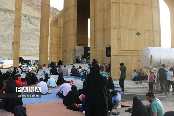 مراسم دعای عرفه در کوه خضر نبی قم-1