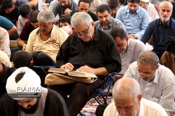 برگزاری مراسم دعای عرفه در حرم حضرت معصومه(س)