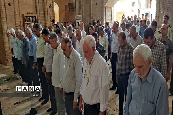 برگزاری نماز عید قربان در اردستان