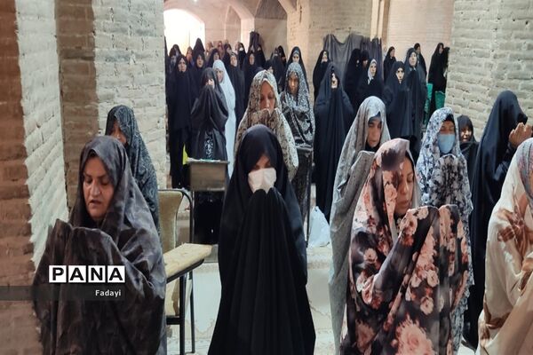 برگزاری نماز عید قربان در اردستان