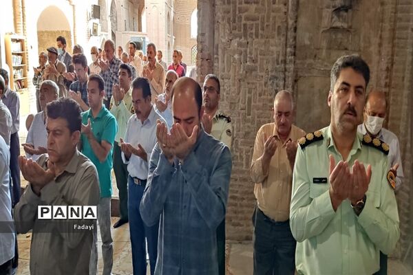 برگزاری نماز عید قربان در اردستان