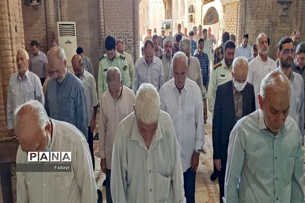 برگزاری نماز عید قربان در اردستان
