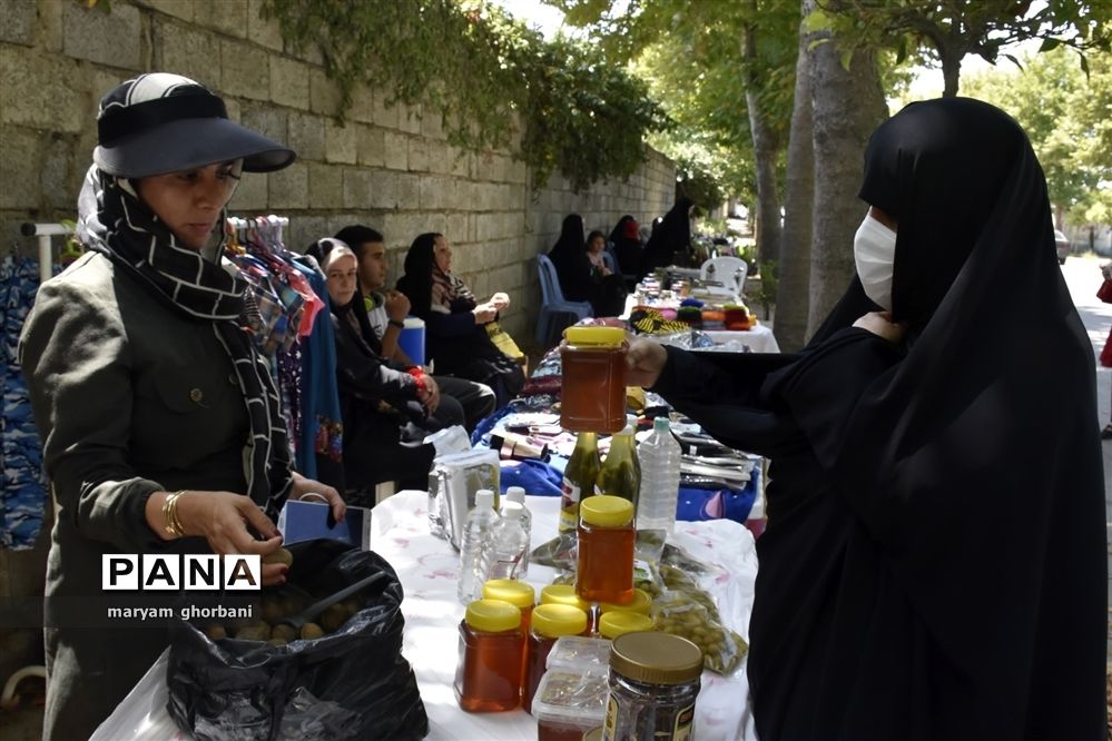 نمایشگاه دست سازه‌ها در بهنمیر