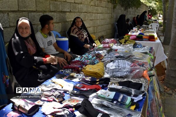 نمایشگاه دست سازه‌ها در بهنمیر