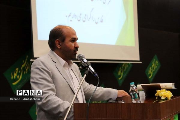 حضور معاون پرورشی و فرهنگی اداره‌کل آموزش و پرورش فارس در آباده