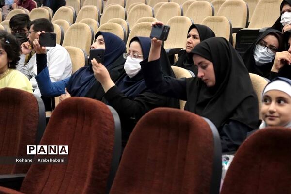 حضور معاون پرورشی و فرهنگی اداره‌کل آموزش و پرورش فارس در آباده