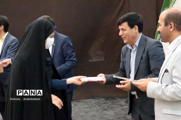 حضور معاون پرورشی و فرهنگی اداره‌کل آموزش و پرورش فارس در آباده