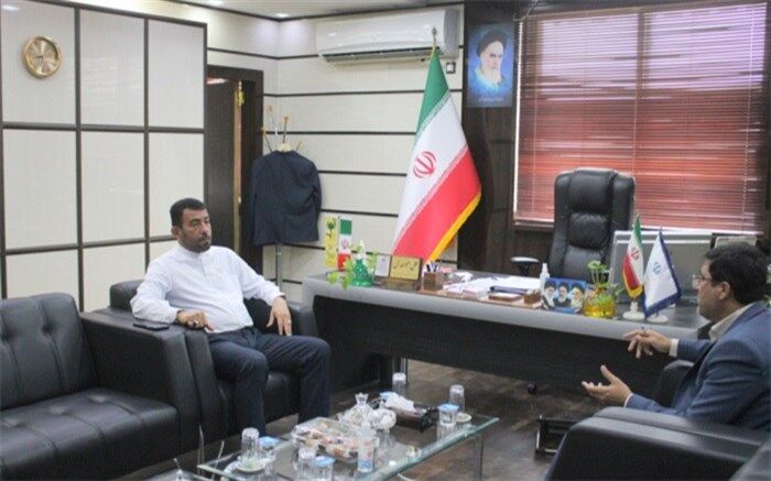 نشست صمیمی مدیر کل آموزش و پرورش استان بوشهر با مدیر جدید سازمان دانش آموزی استان